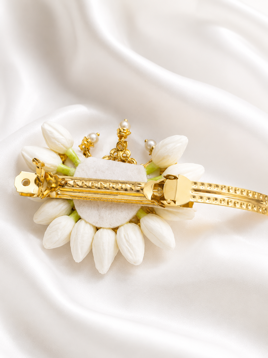 Swarna Chandra – Traditional Jasmine Floral Hair Clip