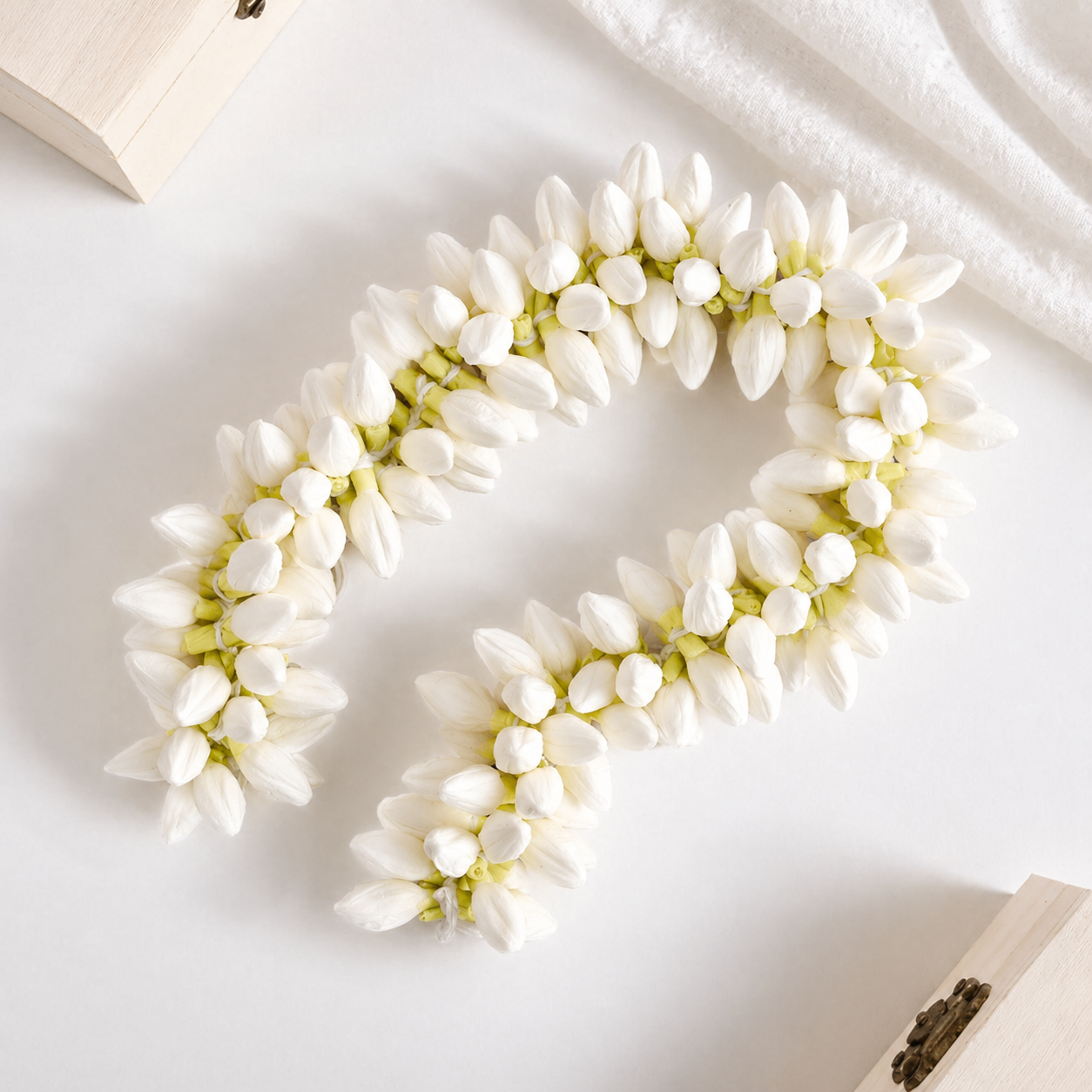 Realistic Artificial Jasmine Flower String for Hair (16 Inch) | Reusable Mallipoo / Mogra Gajra for Women | Handmade Madurai Style Bridal & Dance Hair Accessory