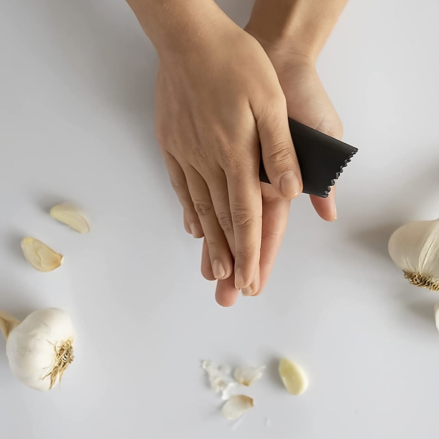 Premium Garlic Peeler Set – Food-Grade Silicone Garlic Roller with Cleaning Brush (2-Pack)