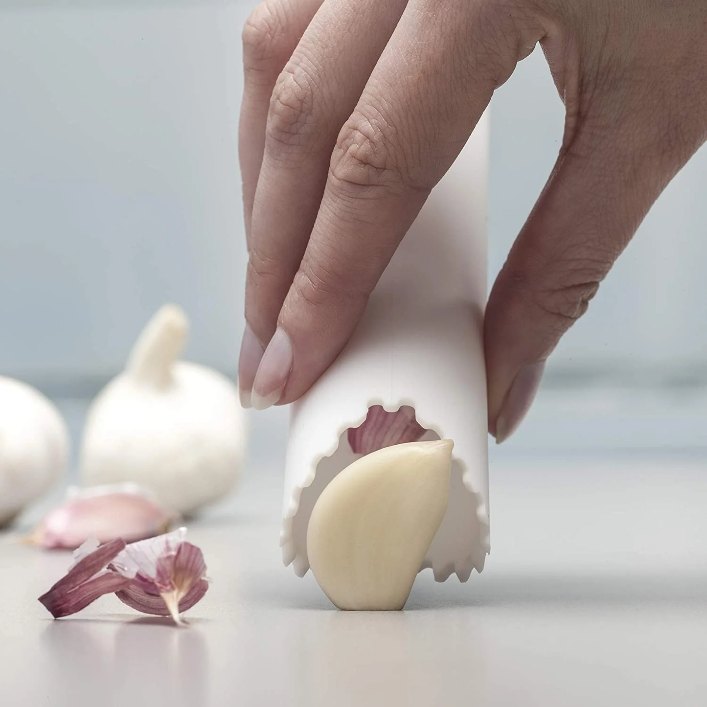 Premium Garlic Peeler Set – Food-Grade Silicone Garlic Roller with Cleaning Brush (2-Pack)
